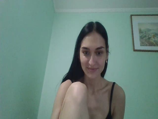 Live sex webcam photo for MarieBarger #273473564