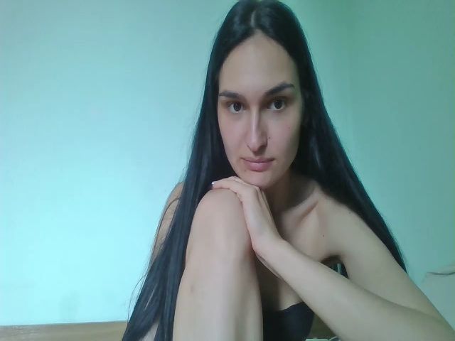 Live sex webcam photo for MarieBarger #273572041