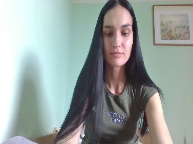 Live sex webcam photo for MarieBarger #273664895