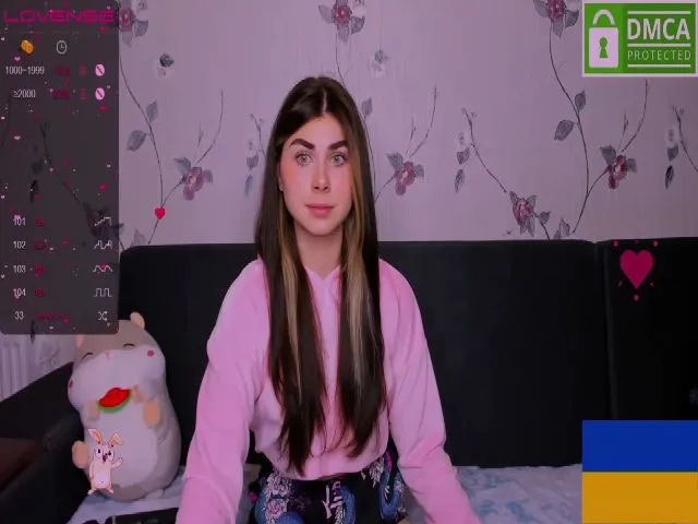 Live sex webcam photo for Marie__ #273524416