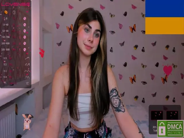 Live sex webcam photo for Marie__ #273634487