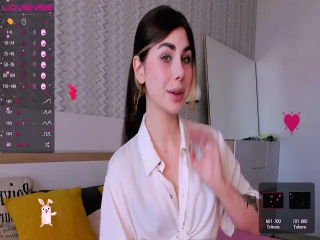 Live sex webcam photo for Marie__ #273883284
