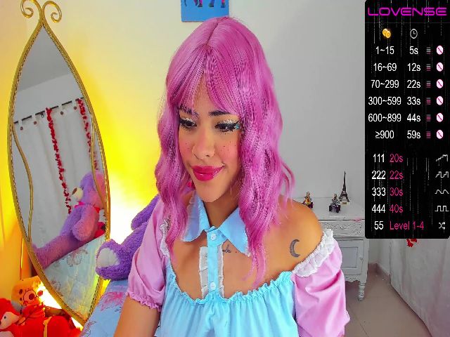 Live sex webcam photo for MarilynStone #273473738