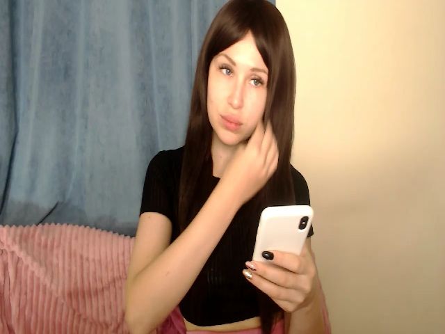 Live sex webcam photo for MarisolXGirl #272251464