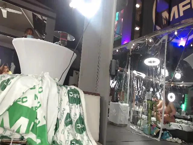 Live sex webcam photo for MarleyBanks #272154985