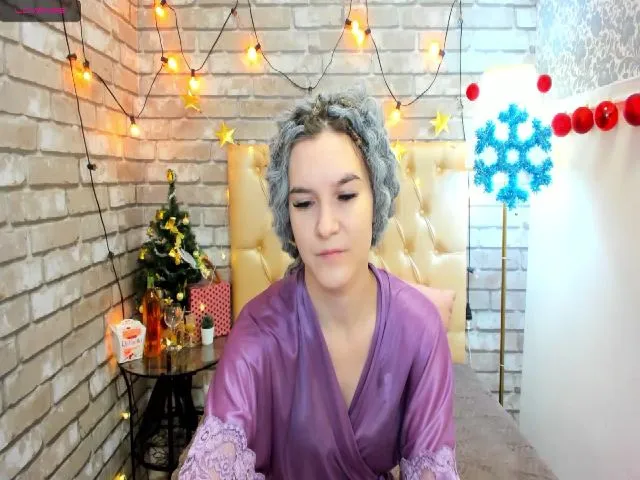 Live sex webcam photo for MarliTes #271999517