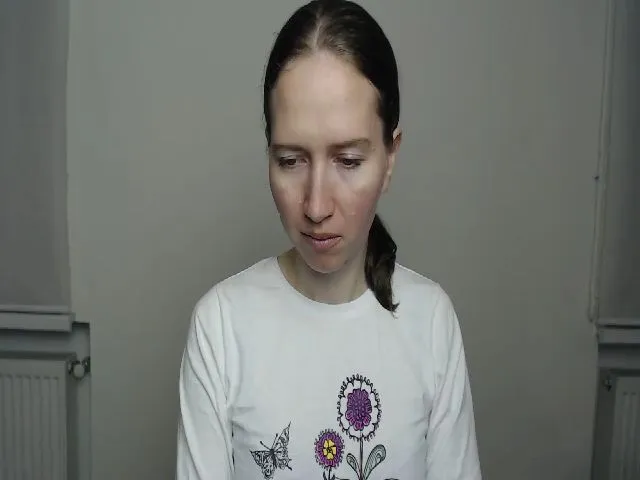 Live sex webcam photo for Marlinka #272438740