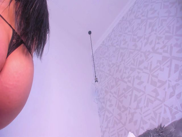 Live sex webcam photo for Marnie_Jones #272155789