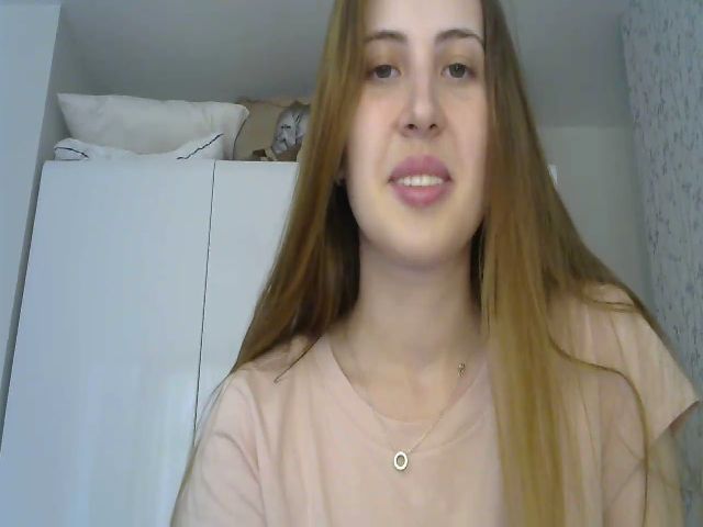 Live sex webcam photo for MarryCox #274373530