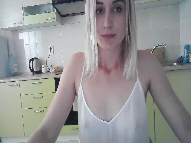 Live sex webcam photo for MarryEmm #273930264