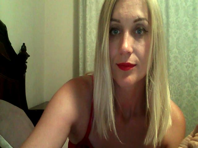 Live sex webcam photo for MarryEmm #274587633