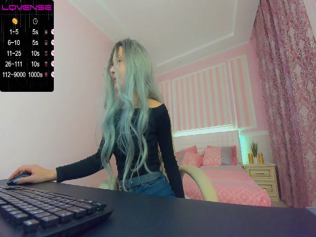 Live sex webcam photo for Marsha_Mays #271952657