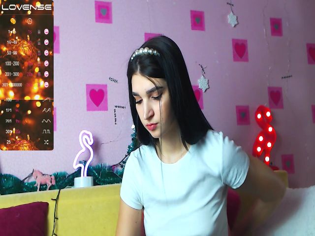 Live sex webcam photo for MaryGold__ #272299570