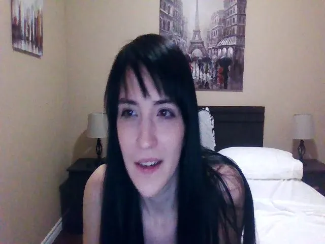 Live sex webcam photo for MaryJane #273029755