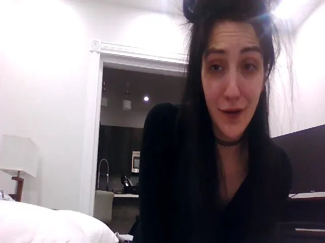 Live sex webcam photo for MaryJane #273210336