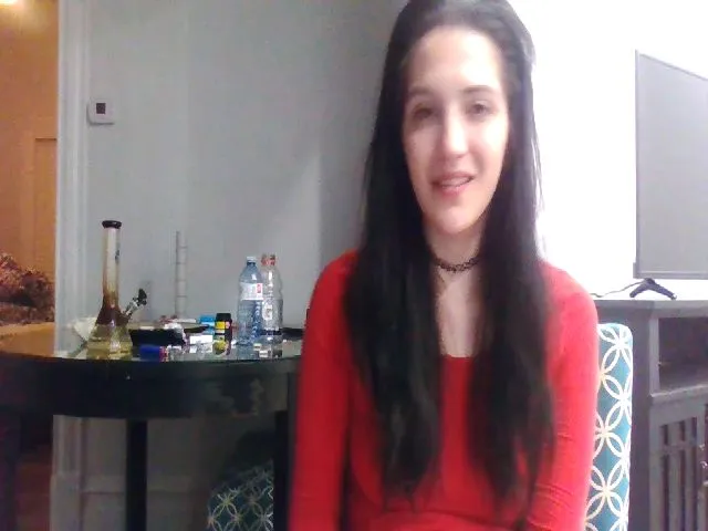 Live sex webcam photo for MaryJane #273336747
