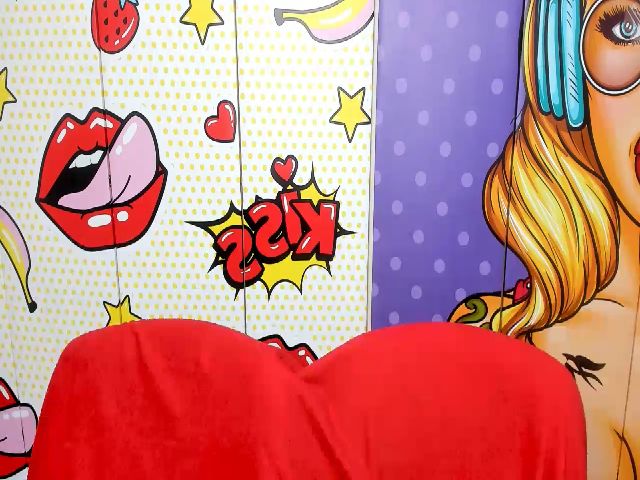 Live sex webcam photo for MaryLaze #271868041