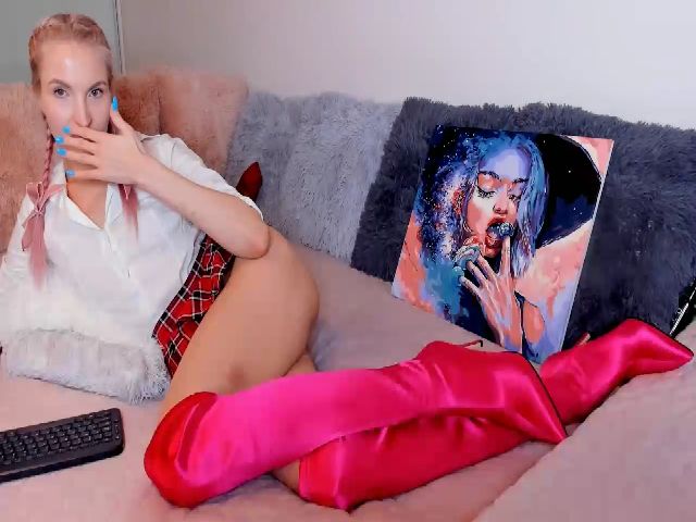 Live sex webcam photo for MaryLight #272560720