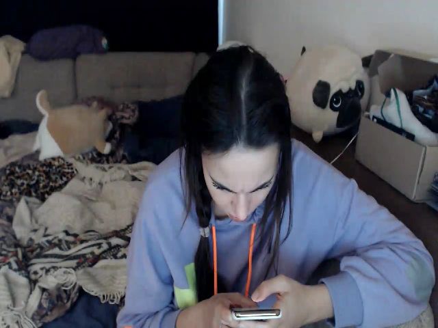 Live sex webcam photo for MaryMoore777 #272617477