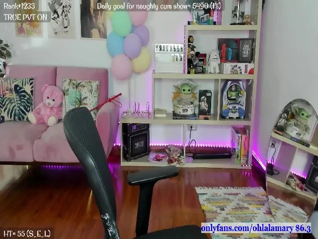 Live sex webcam photo for MaryVader #272381571