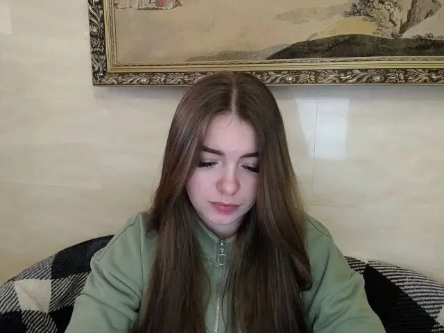 Live sex webcam photo for Mary_Siley #271920849