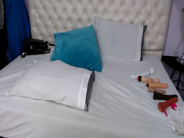 Live sex webcam photo for Maryalelove #273787105