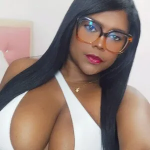 Live sex webcam photo for Maryalelove #292707665