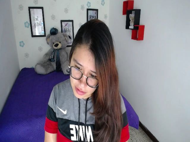 Live sex webcam photo for Marylin_hot10 #272500046