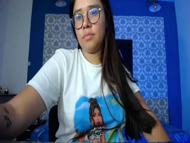 Live sex webcam photo for Marylin_hot10 #273117821
