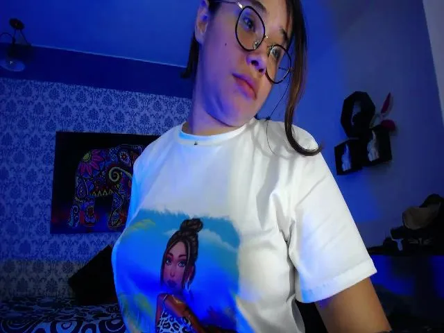 Live sex webcam photo for Marylin_hot10 #273347226