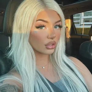 Live sex webcam photo for Masonblu #291849705