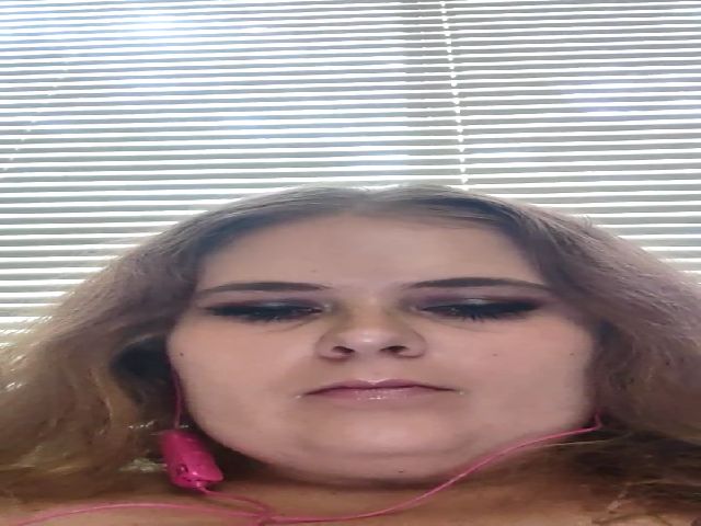 Live sex webcam photo for Massiv3mandi4 #274522914