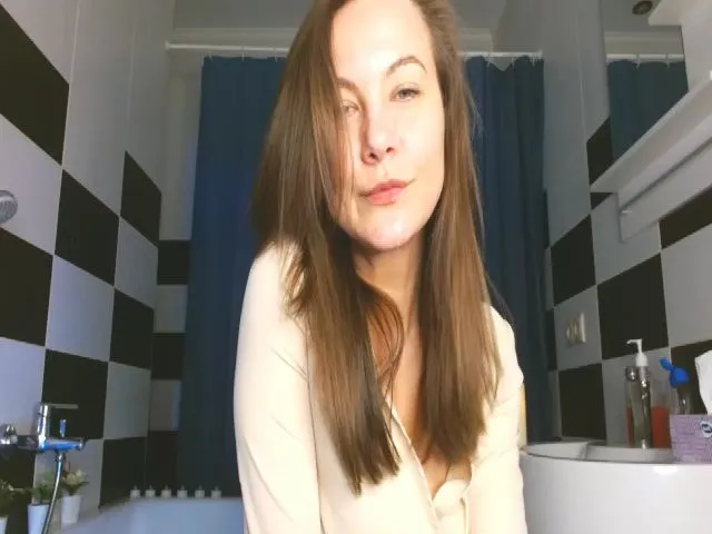 Live sex webcam photo for Mati1da #272035887