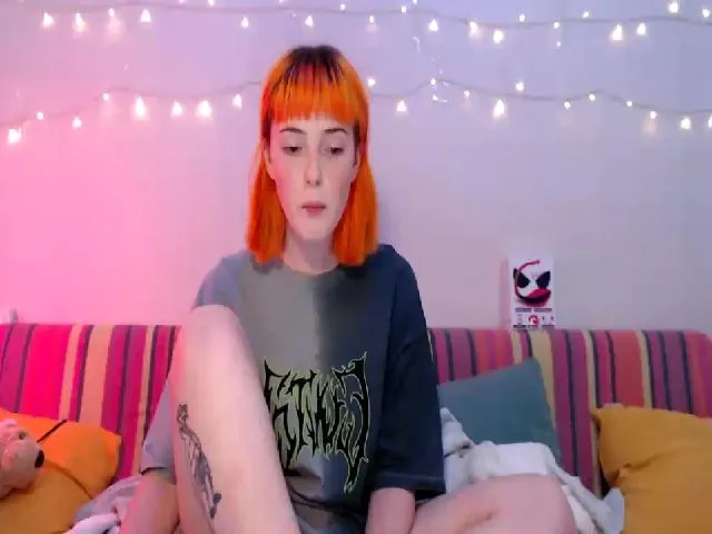 Live sex webcam photo for Matilda666 #271752486