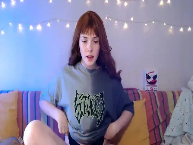 Live sex webcam photo for Matilda666 #272115073
