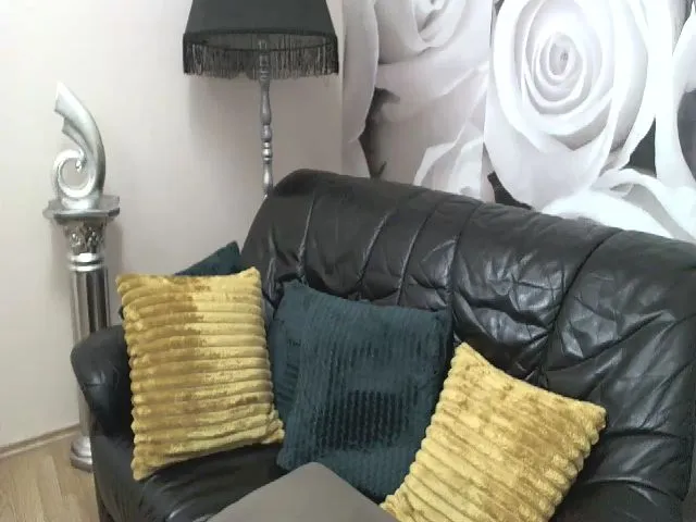 Live sex webcam photo for MatureKate1 #274357243