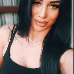 Live sex webcam photo for MayaRockher #291331266