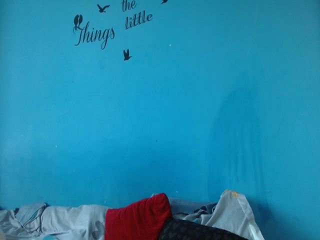 Live sex webcam photo for Mayalovegames #272357935