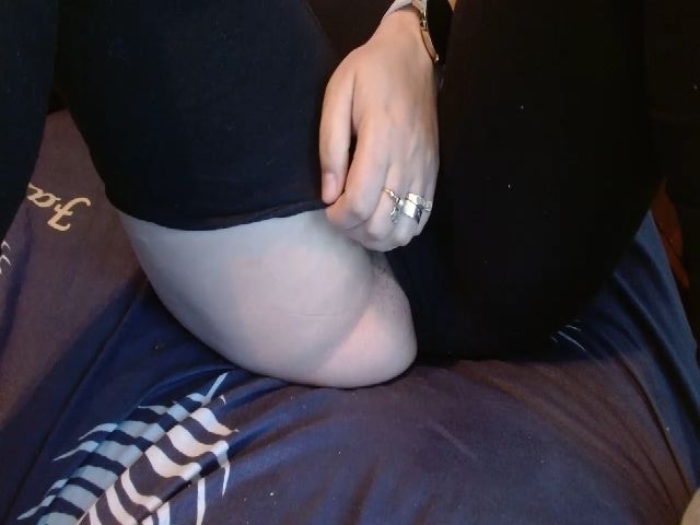 Live sex webcam photo for Mayalovegames #273187423