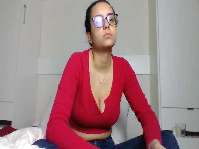 Live sex webcam photo for Mazikeen6 #272824856