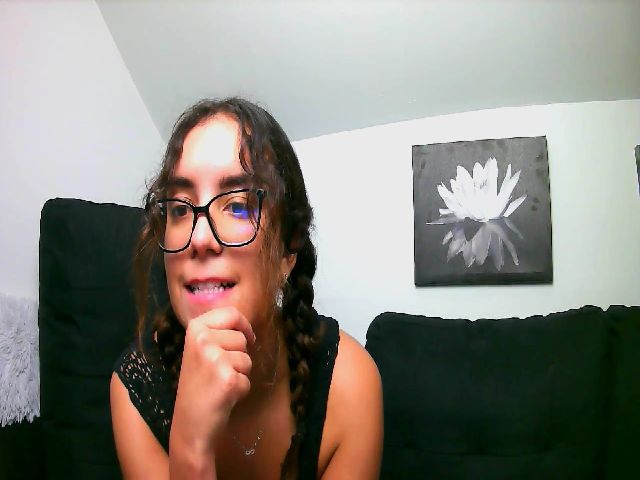 Live sex webcam photo for Mazikeen6 #273989838