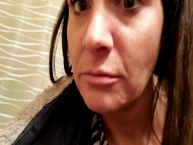 Live sex webcam photo for MckenzieYoung #272848904