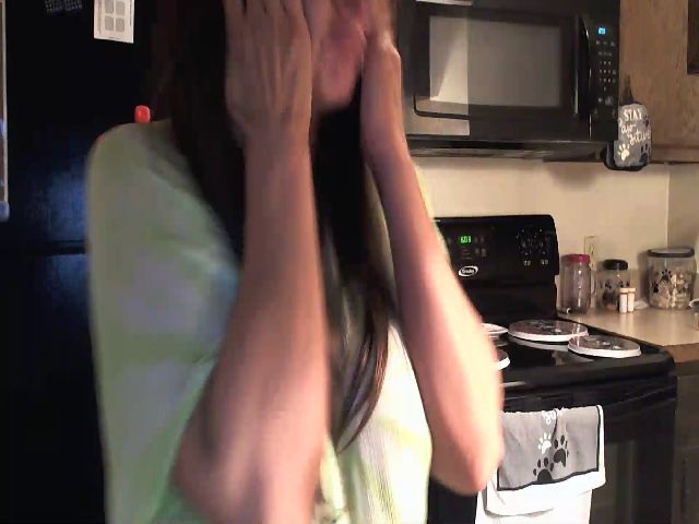 Live sex webcam photo for MckenzieYoung #274518557