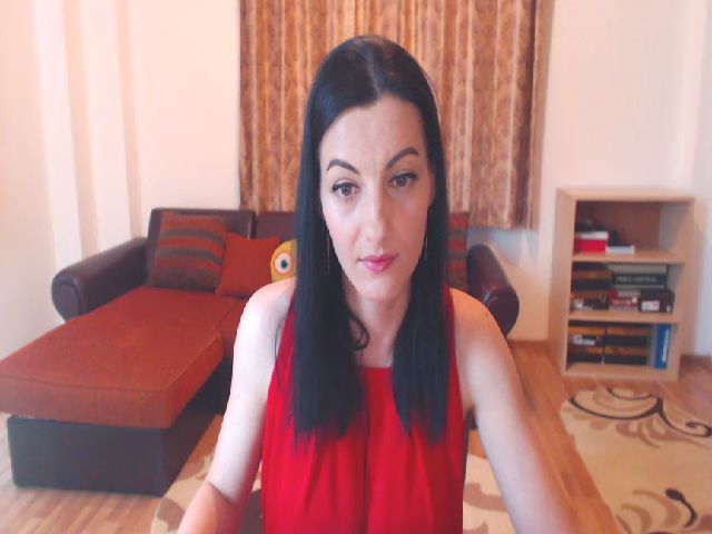 Live sex webcam photo for MeganGlow #273447050