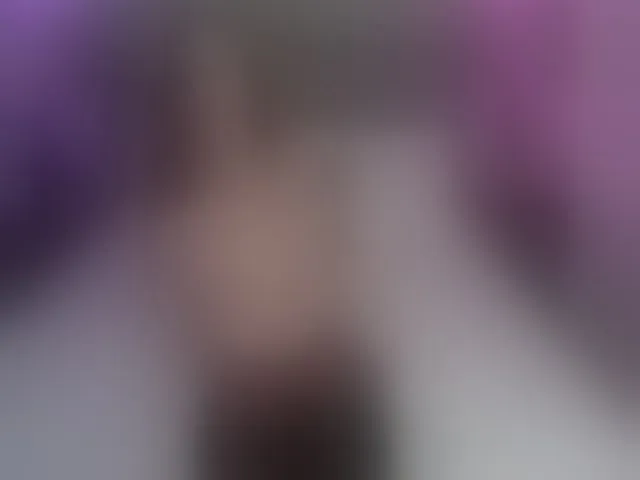 Live sex webcam photo for MeganMaxine #274039502
