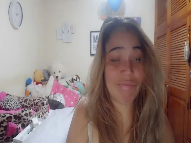 Live sex webcam photo for Meganhill_ #271712920