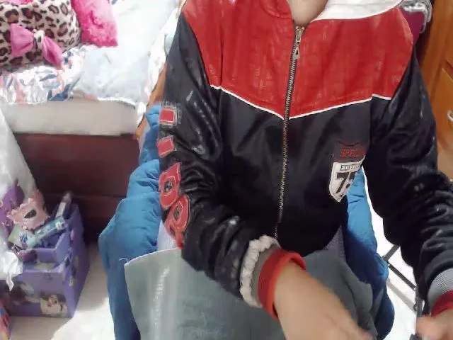 Live sex webcam photo for Meganhill_ #271927341