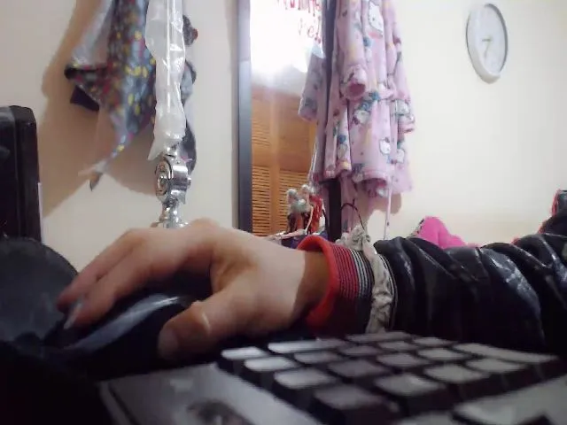 Live sex webcam photo for Meganhill_ #271927967