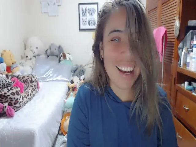 Live sex webcam photo for Meganhill_ #272057974