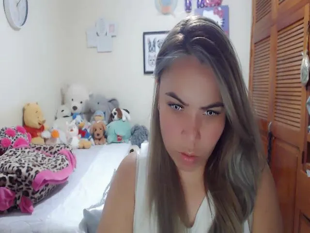 Live sex webcam photo for Meganhill_ #272218115